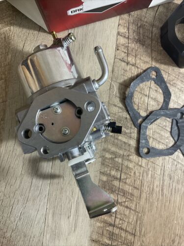NOS New Genuine Briggs & Stratton Carburetor 715672 (6922807083191)